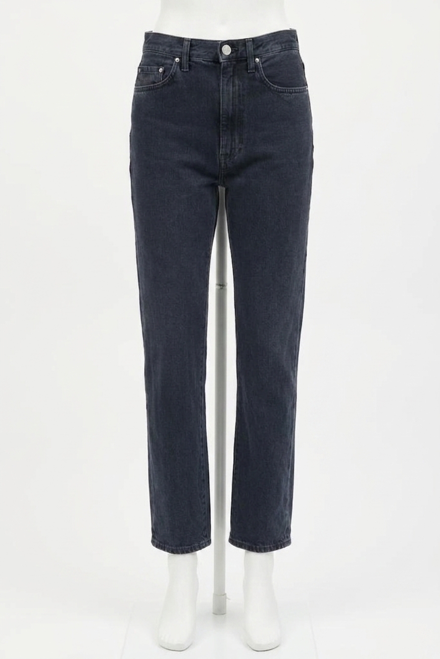 NEW TOTEME straight high waist jeans in black